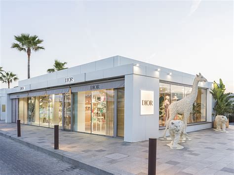 fotos de dior ibiza|La colección de verano de la Maison Dior inunda Ibiza .